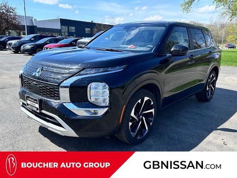 Used 2024 Mitsubishi Outlander SE FWD image 1