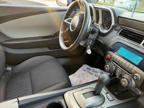 Used 2011 Chevrolet Camaro LS image 21
