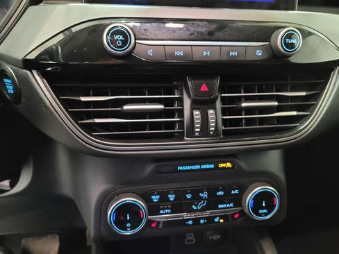 Used 2024 Ford Escape Active image 30