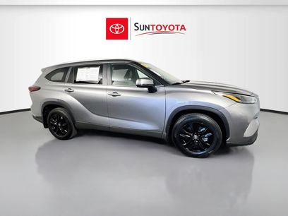 Used 2026 Toyota Highlander XLE