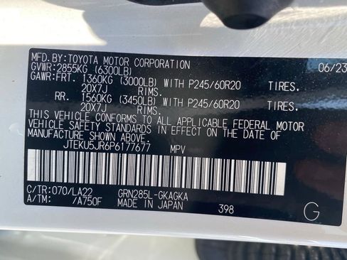 Used 2023 Toyota 4Runner Limited AWD/4WD image 21