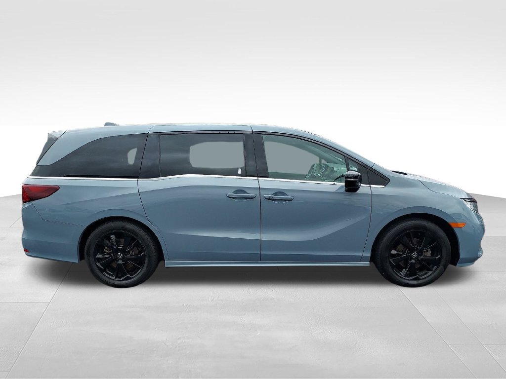 Used 2024 Honda Odyssey Sport image 6