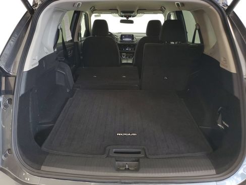 Used 2025 Nissan Rogue SV AWD/4WD image 22