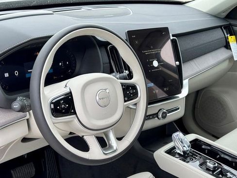 New 2026 Volvo XC90 B6 Ultra w/ Protection Package AWD/4WD image 16