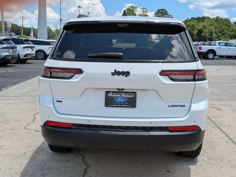 Used 2023 Jeep Grand Cherokee L Limited w/ Luxury Tech Group II image 6