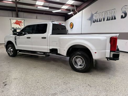 Used 2024 Ford F350 XLT AWD/4WD image 4