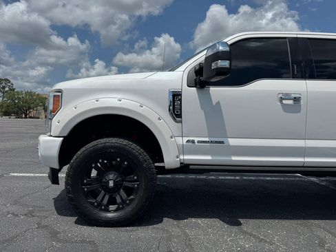 Used 2017 Ford F250 Platinum w/ Platinum Ultimate Package AWD/4WD image 11