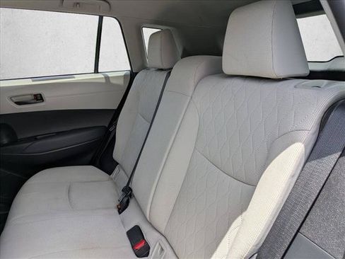 Used 2022 Toyota Corolla Cross LE FWD image 22