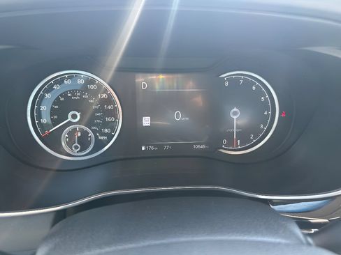 Used 2026 Genesis G70 2.5T RWD image 29