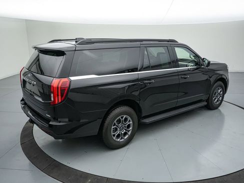 Certified 2025 Ford Expedition Max Active AWD/4WD image 5