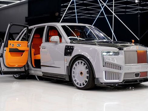 Used 2026 Rolls-Royce Cullinan AWD/4WD image 18