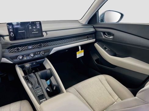 New 2026 Honda Accord LX image 22