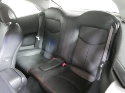 Used 2015 INFINITI Q60 Convertible w/ Premium Package RWD image 16