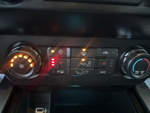 Used 2019 Ford F150 XLT w/ Equipment Group 302A Luxury image 19