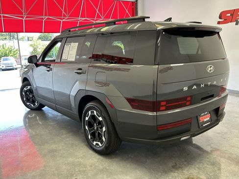 Used 2026 Hyundai Santa Fe SEL FWD image 5