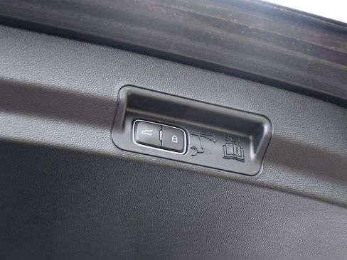 Used 2023 Ford Explorer ST-Line w/ Class IV Trailer Tow Package image 20