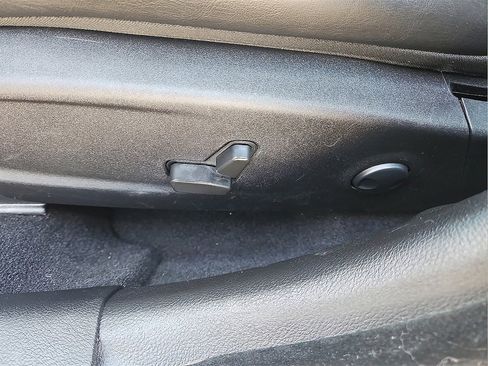 Used 2022 Dodge Charger SXT w/ Leather Interior Group image 17