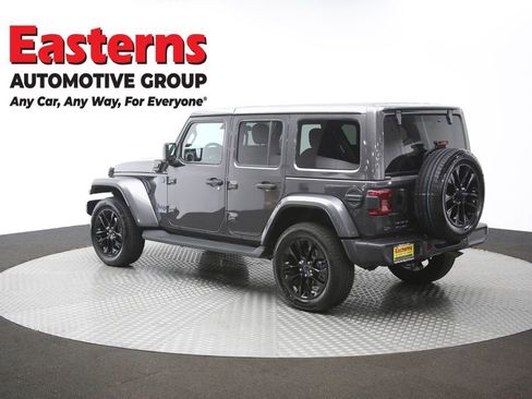 Used 2025 Jeep Wrangler Unlimited Sahara AWD/4WD image 63