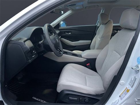 Certified 2024 Honda Accord EX image 9