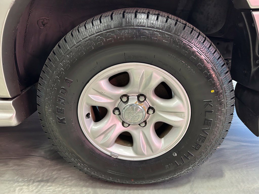 Used 2001 Toyota 4Runner Limited AWD/4WD image 22