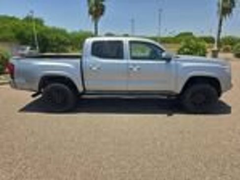 Used 2023 Toyota Tacoma SR AWD/4WD image 24