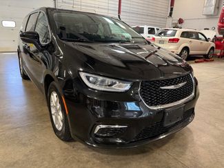 Certified 2023 Chrysler Pacifica Touring-L FWD video 1