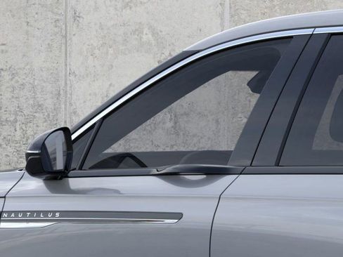 New 2026 Lincoln Nautilus Premier image 20