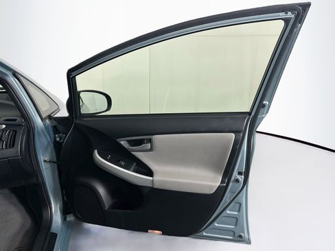 Used 2012 Toyota Prius Prime Plug-In Hybrid FWD image 29