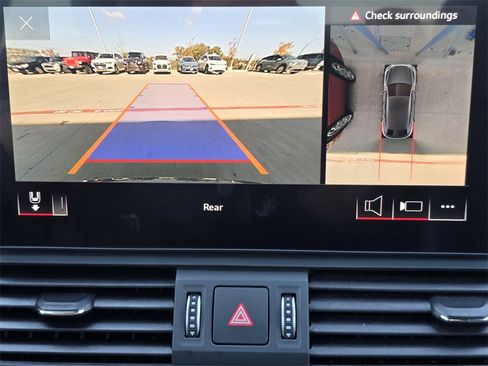 Used 2023 Audi SQ5 Premium Plus w/ Premium Plus Package image 14