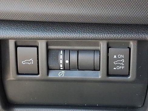 Certified 2025 Subaru Forester Premium image 25