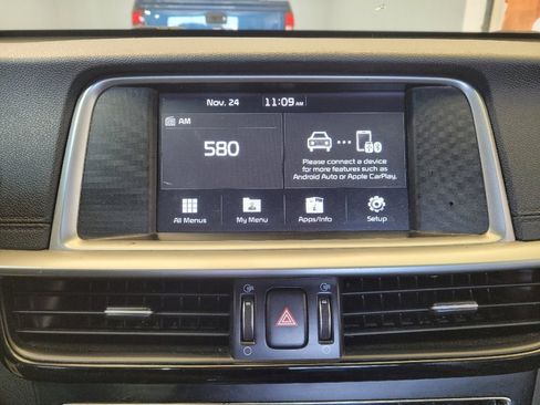 Used 2019 Kia Optima LX image 25