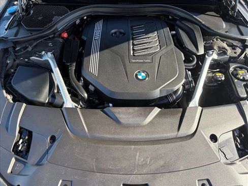 Used 2021 BMW 740i w/ M Sport Package image 21