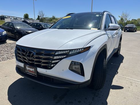 Used 2022 Hyundai Tucson Limited w/ Cargo Package AWD/4WD image 3