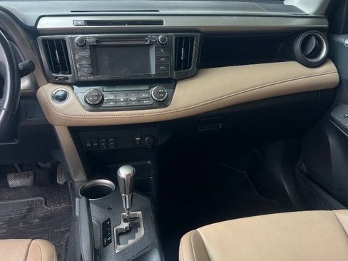 Used 2013 Toyota RAV4 Limited AWD/4WD image 11