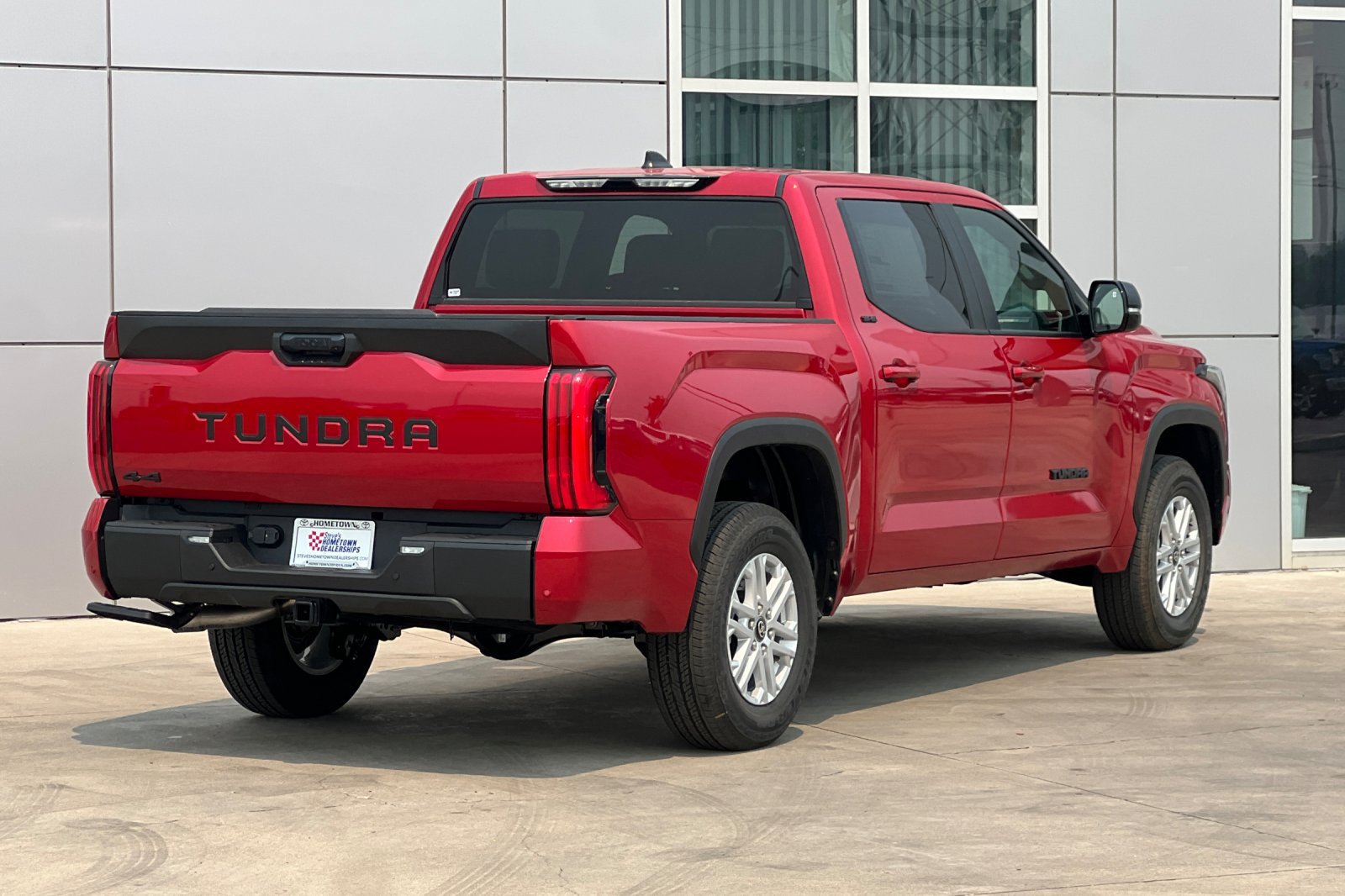 New 2026 Toyota Tundra SR5 w/ SR5 Premium Package AWD/4WD image 4