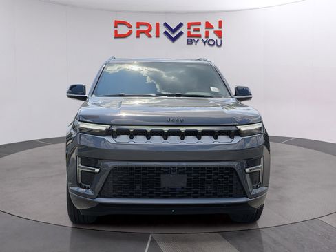 New 2026 Jeep Grand Wagoneer L 4WD w/ Premium Group I image 8