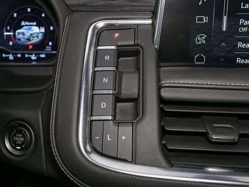 Used 2022 GMC Yukon XL SLT w/ SLT Premium Package AWD/4WD image 34