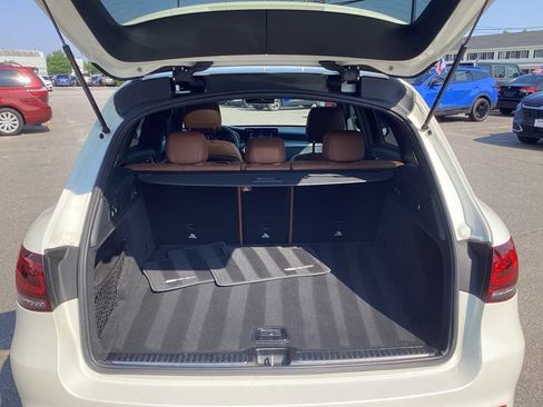 Used 2022 Mercedes-Benz GLC 43 AMG 4MATIC image 8