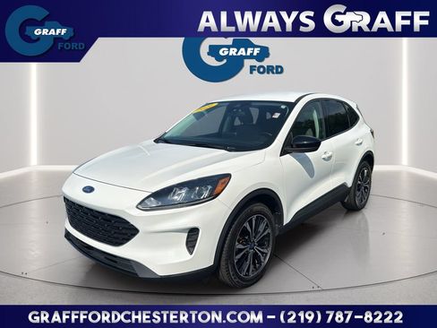 Used 2021 Ford Escape SE w/ SE Sport Appearance Package AWD/4WD image 1