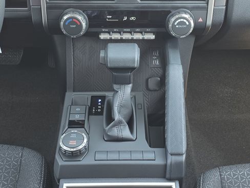 New 2026 Toyota 4Runner SR5 RWD image 25