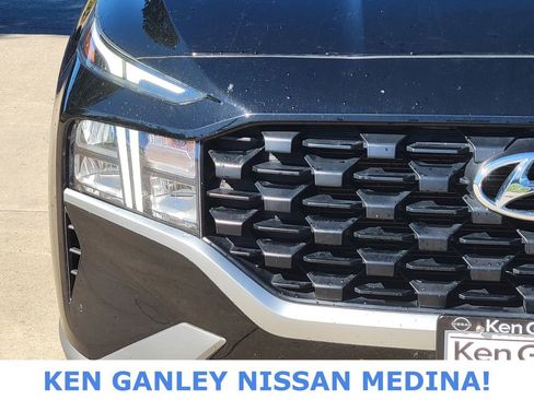 Used 2023 Hyundai Santa Fe SEL image 9