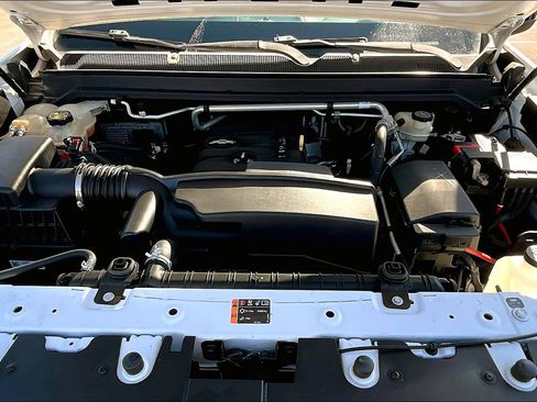 Used 2016 Chevrolet Colorado W/T w/ WT Convenience Package image 9