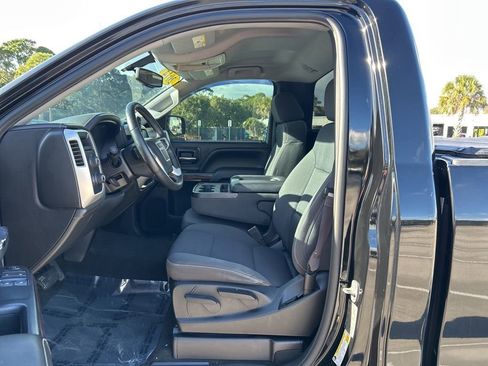 Used 2014 GMC Sierra 1500 SLE w/ Suspension Package, Off-Road image 10