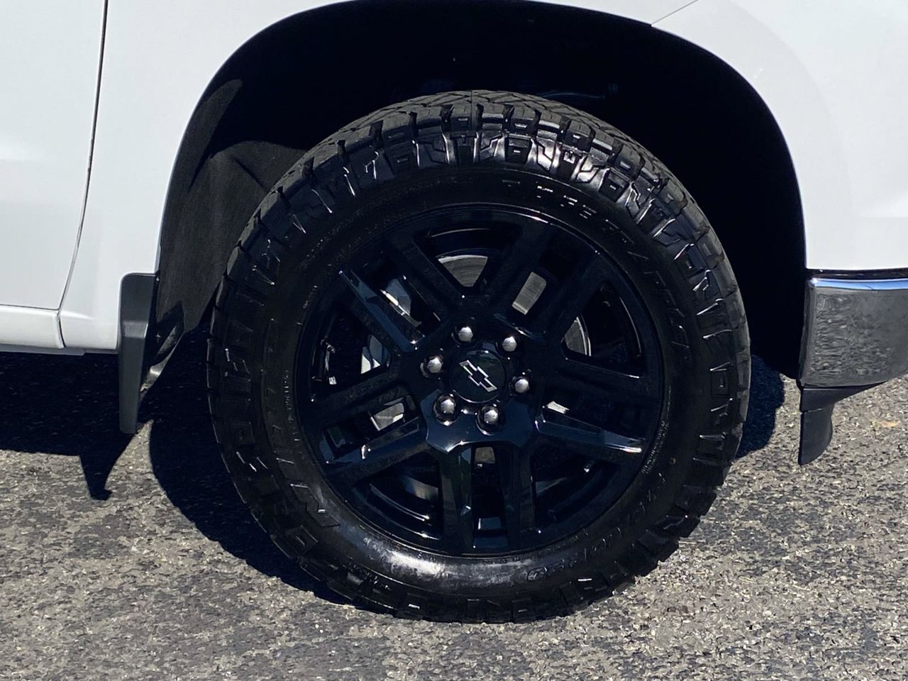 Used 2026 Chevrolet Silverado 1500 W/T w/ WT Safety Package AWD/4WD image 10
