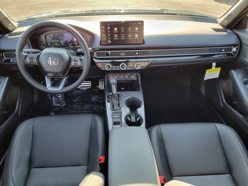 Used 2025 Honda Civic Sport image 9