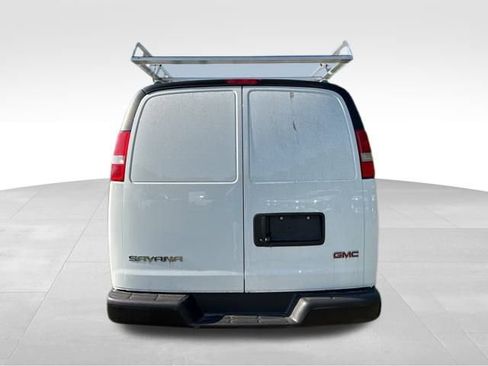 New 2025 GMC Savana 3500 Extended w/ Driver Convenience Package image 5