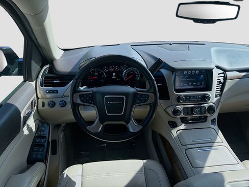 Used 2020 GMC Yukon Denali image 18