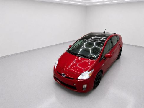 Used 2010 Toyota Prius Five FWD image 29