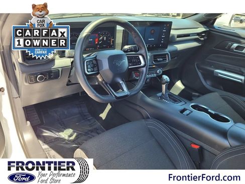 Used 2024 Ford Mustang Coupe RWD image 7