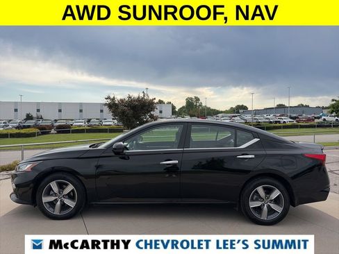 Used 2022 Nissan Altima 2.5 SL AWD/4WD image 5